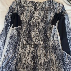 3/4 lululemon running top